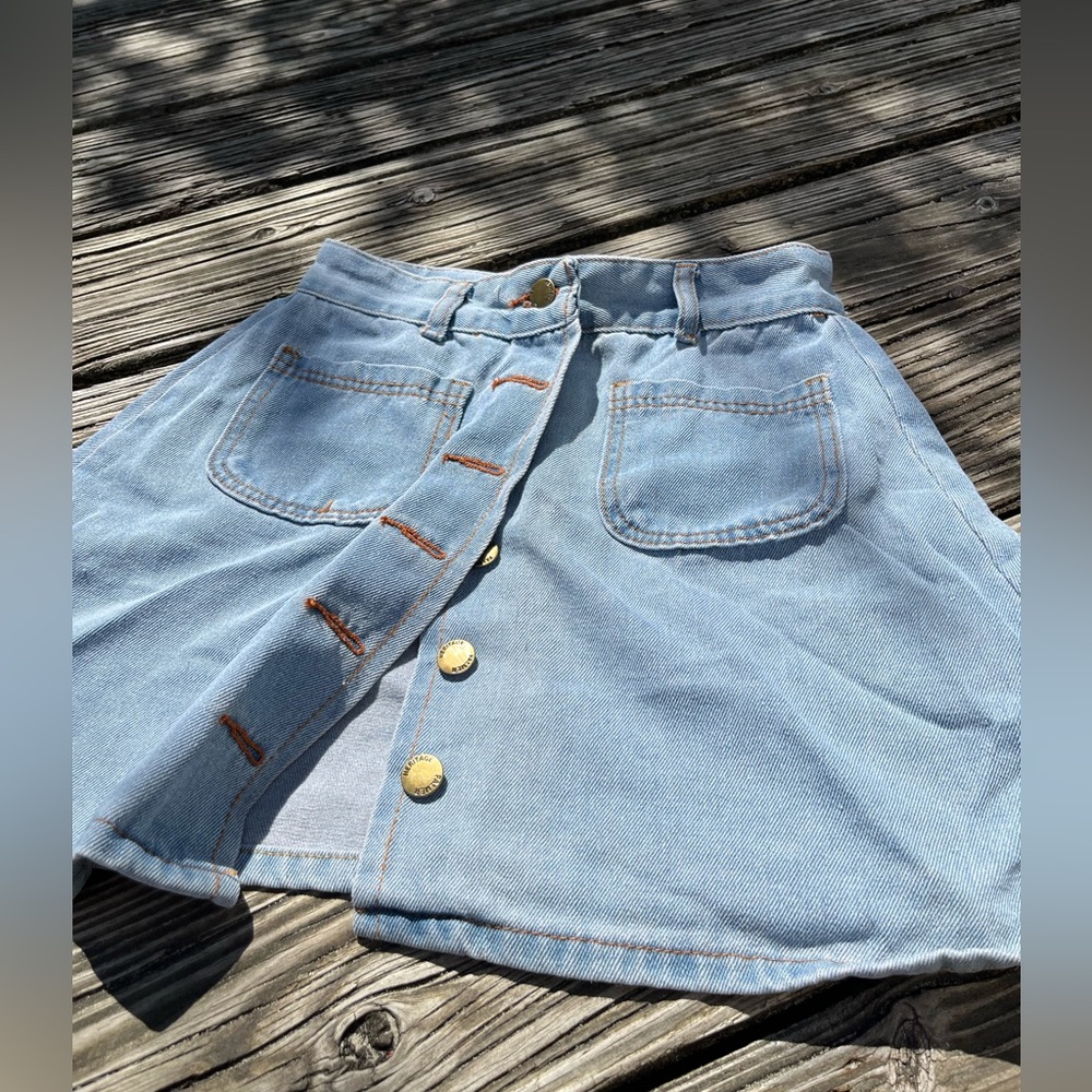 Denim Button-Up Skirt with Pockets sz small by heritage farmer